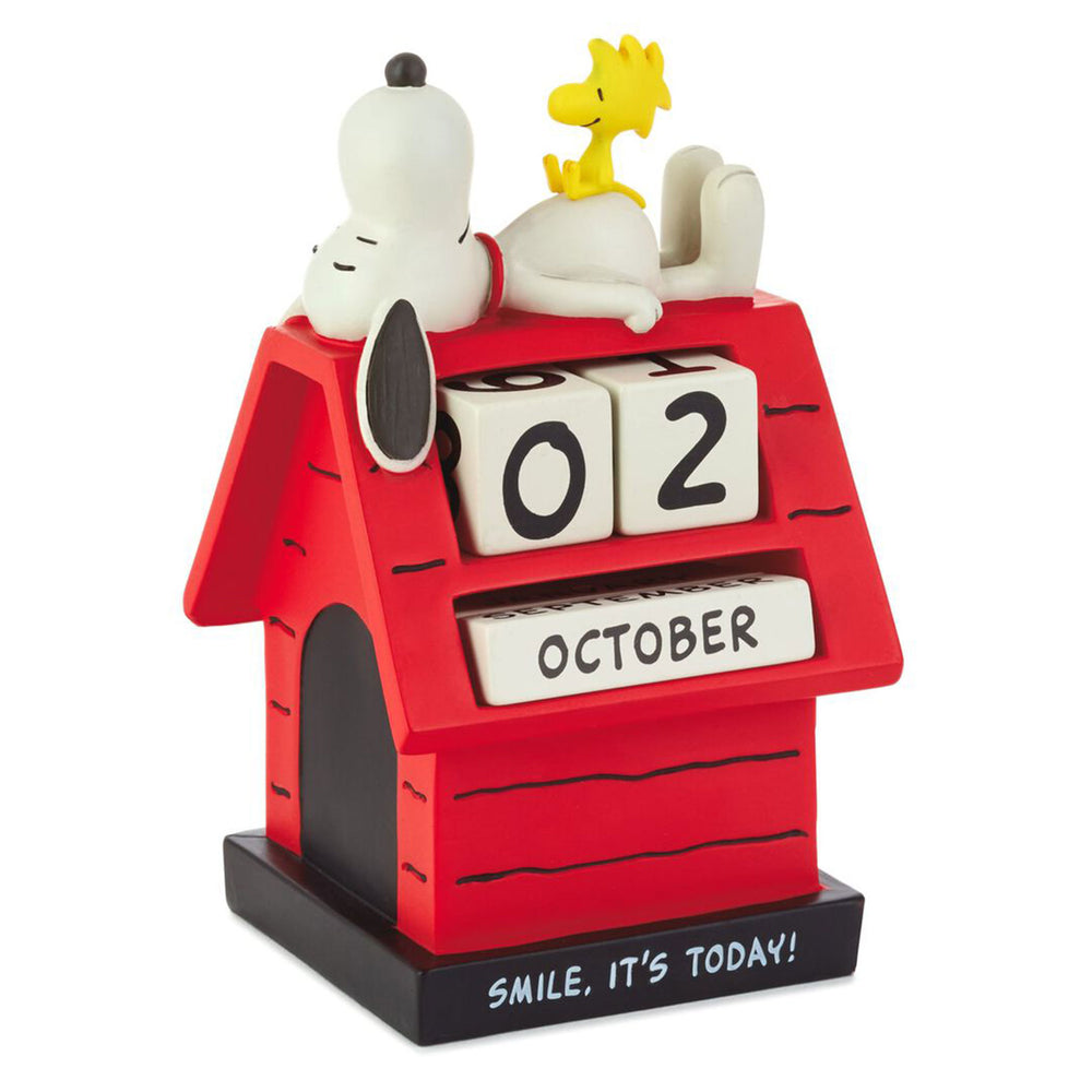 Peanuts Snoopy Smile Perpetual Calendar